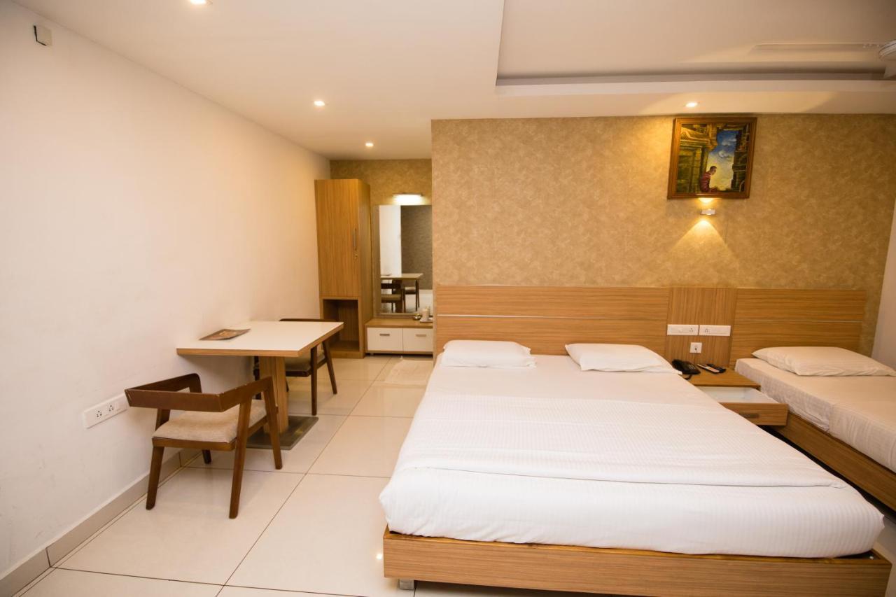 Hotel Kapilavasthu Palakkad Zewnętrze zdjęcie